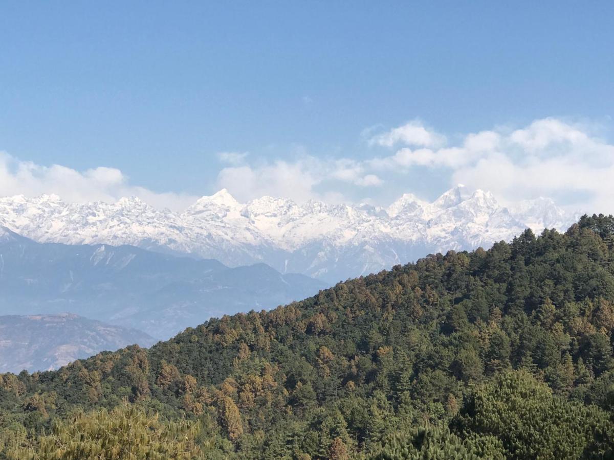 Hotel Millennium Blue à Nagarkot Extérieur photo